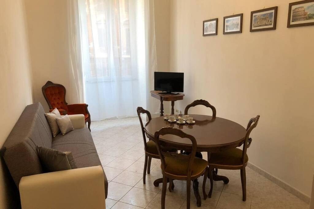 La Casa Di Rosa Lägenhet Rom Exteriör bild